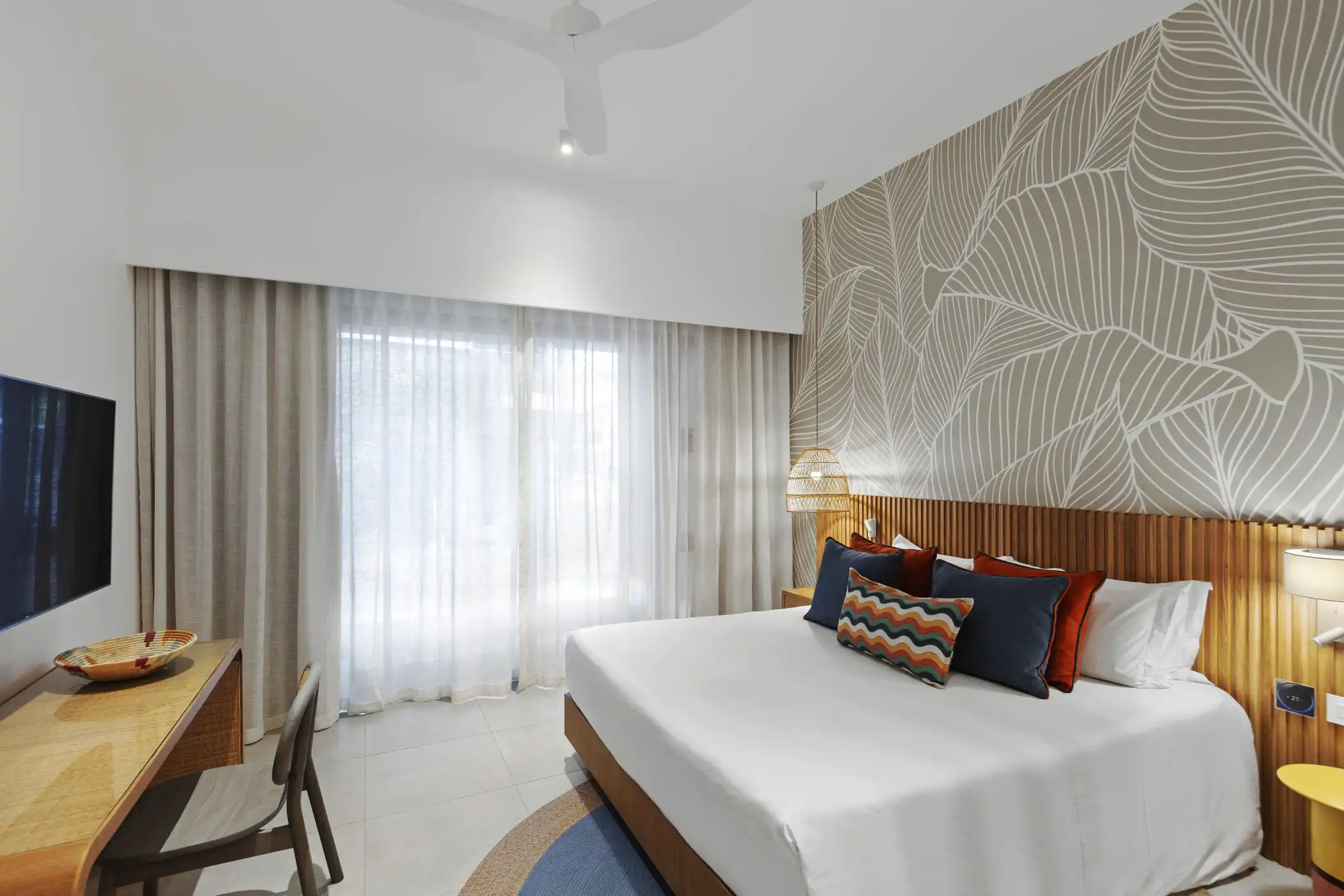La-Pirogue-Residences_2-bedrooms-Apart-1-2100x1400-f982875c-4064-463b-a5a0-2646598fdcfa