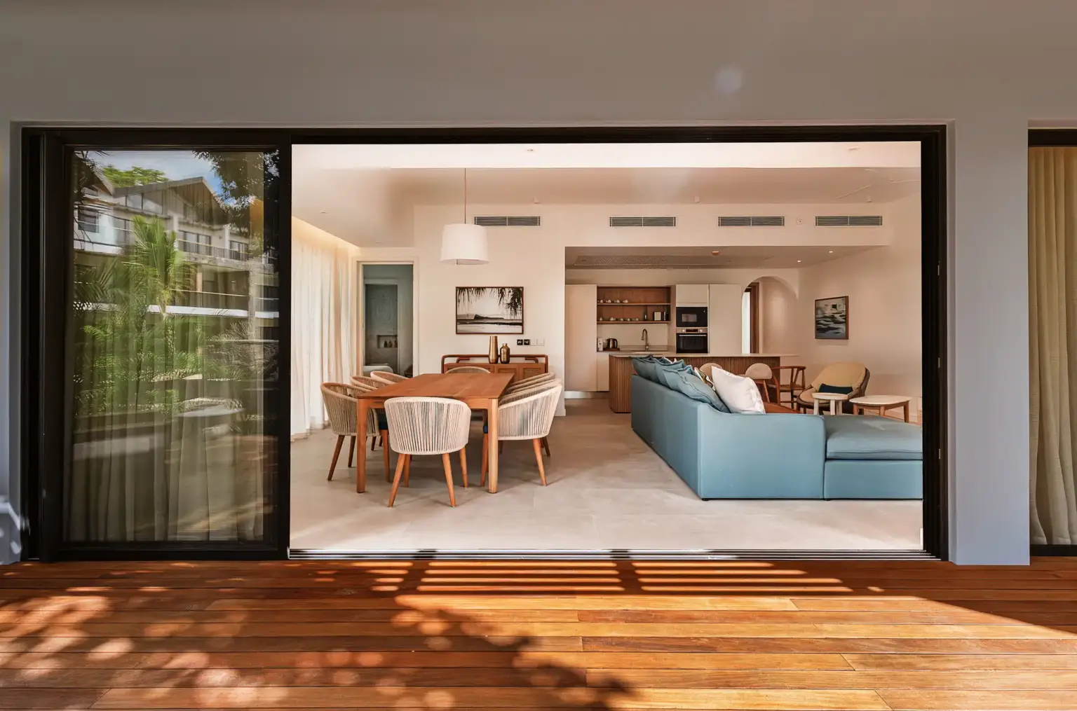 Sunny-Splash-2-bedrooms-Apart-7