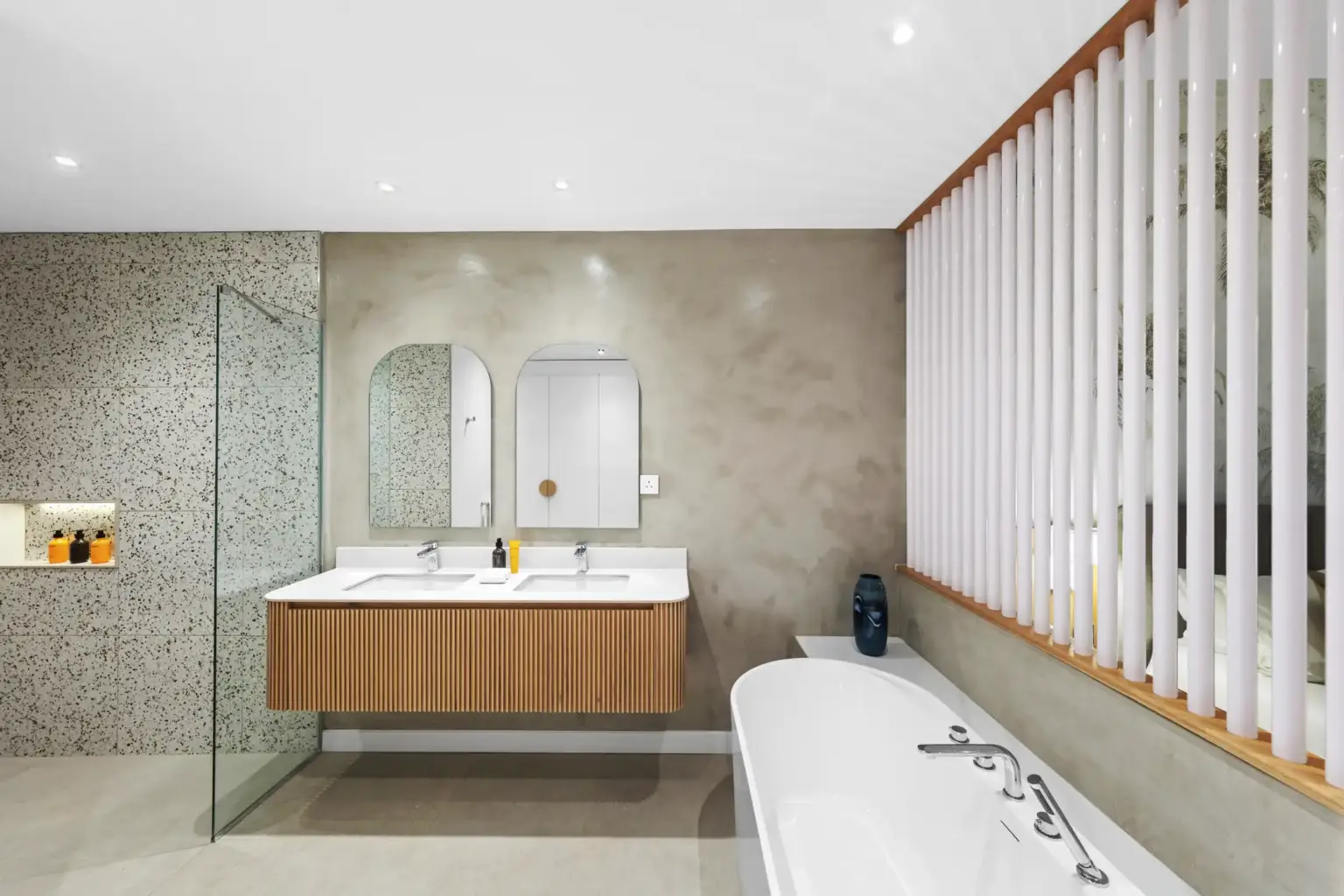 Easy-Breezy_3-bedrooms-Apart-1